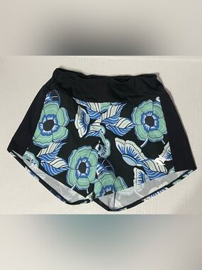 Rabbit Tried n’ True 4” Shorts - Women’s XS - Opal Floral - EUC